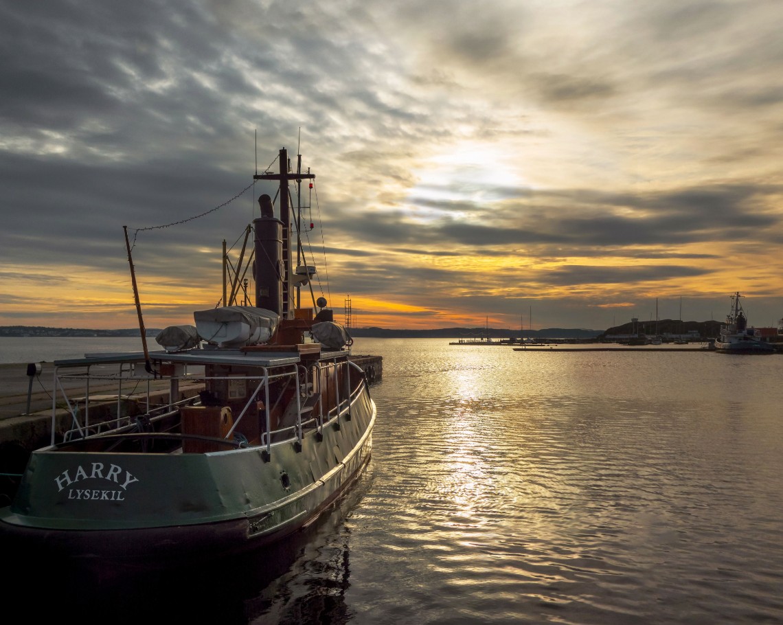 Bild: Bogserbåten Harry. Foto: W.carter, CC BY-SA 4.0.