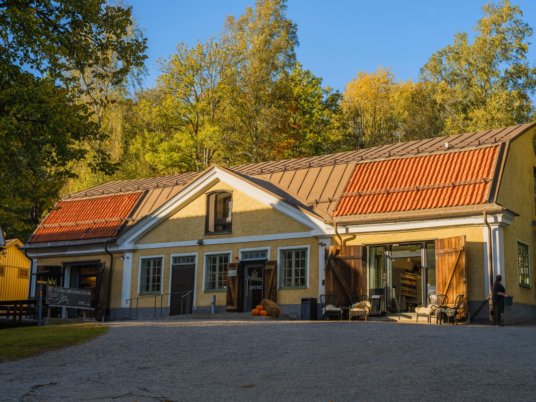 Bild och foto: Tumba bruksmuseum